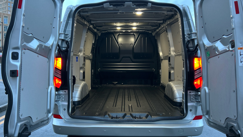 Ford Transit Custom 280 L1 Diesel Fwd 2.0 EcoBlue 136ps H1 Van Limited